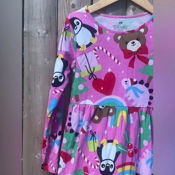 H&M printed holidays dress - Picture 4 of 8